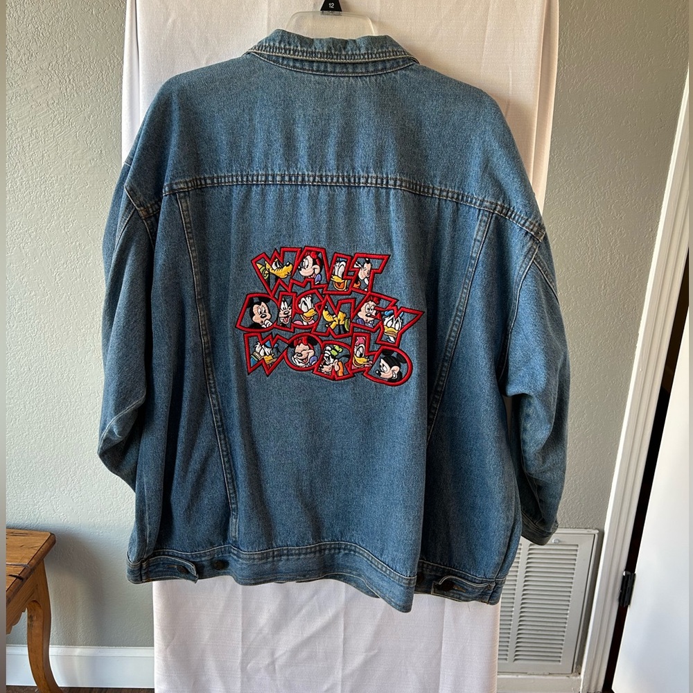 Walt Disney World vintage jean jacket | size XL